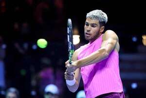 Alcaraz se luce y espera por Sinner o Djokovic - Tenis - ABC Color