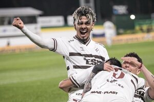 Versus / ¡Se "codea" con Haaland! El ranking mundial en el que se destaca Ronaldo Martínez