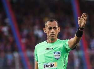 Arbitraje: Actuación de Juan Gabriel, todo un clásico - Fútbol - ABC Color