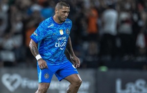 Para el Superclásico, Olimpia usará la camiseta de color celeste
