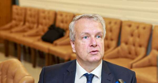 La Nación / Embajador saliente de Hungría confirma avance de asistencia becaria