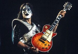 Popular / ¡Ñandereja fundador del grupo "Kiss"!