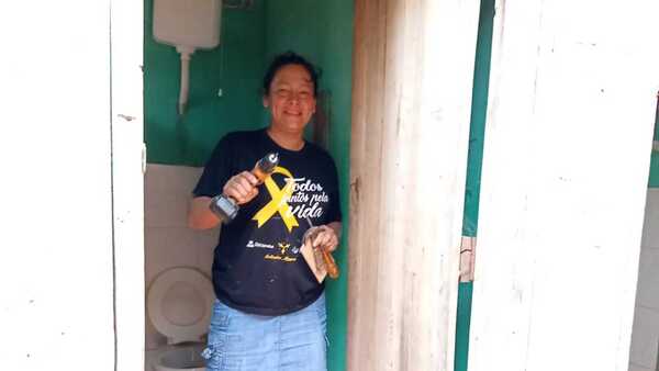 Puerta cayó sobre alumna de primer grado en escuela de Ypané