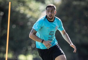 Versus / Ever Hugo Almeida explica la inclusión de Abel Paredes en el equipo titular