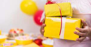 La Nación / “Con qué cara”: Tiktoker criticó a quienes van a cumpleaños sin regalo