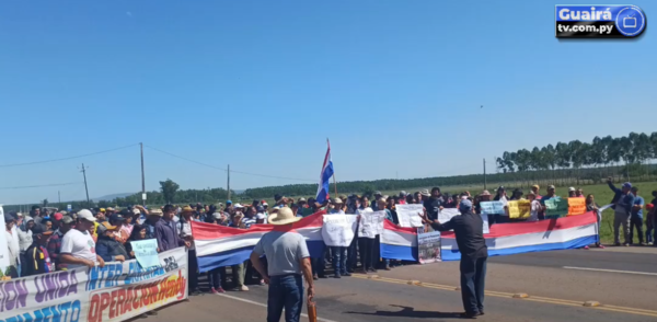 Productores esperan compradores de papa y cebolla