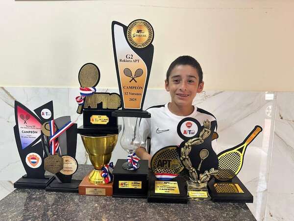 Alex Santiago Recalde, campeón invicto de tenis categoría 12 años - Nacionales - ABC Color