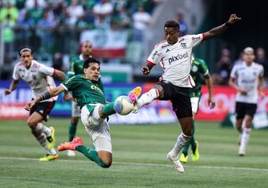 Versus / Palmeiras y Flamengo se juegan el mando del Brasileirão en medio de guerra por la TV
