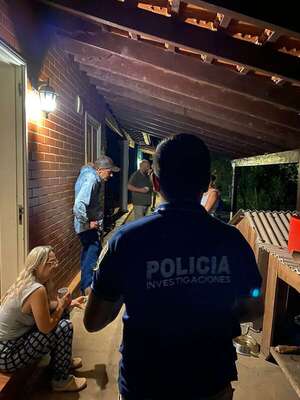 Encapuchados asaltan a familia de alemanes en Yataity - Policiales - ABC Color