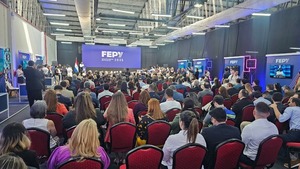Líderes empresariales inspiran a la próxima generación de industriales, en “FEPY Talks”