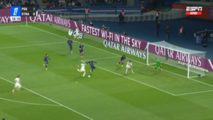 ¡La impresionante tapada de Lucas Chevalier que evitó el gol de Julio Enciso!