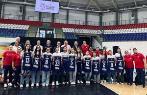 Baloncesto: Presentaron selección femenina U17 para el sudamericano “Asunción 2025″ - Polideportivo - ABC Color