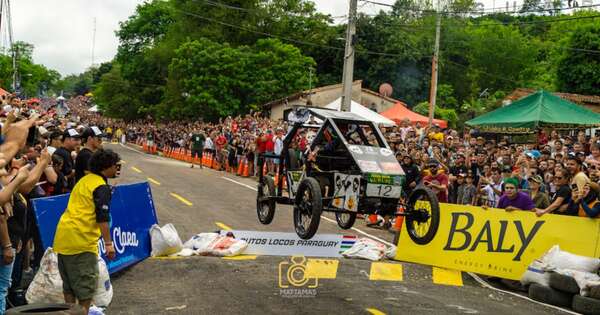 La Nación / Vuelve la adrenalina de los autos locos a la ciudad de Paraguarí