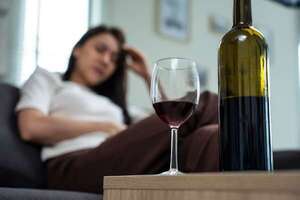 Efectos del alcohol en mujeres: riesgos ocultos que debes conocer ya - Estilo de vida - ABC Color