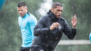 Richard Ortiz y el respaldo de un histórico del Olimpia