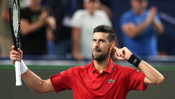 Djokovic iguala a Federer