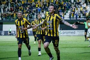 Fue victoria aurinegra en Santísima Trinidad