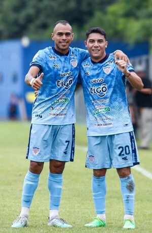 Sorpresas en el arranque de la fecha 30 de la Primera B - La Tribuna