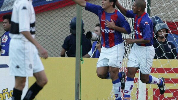 Erwin Ávalos y el jugar los clásicos con el corazón