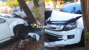Conductor se estrelló contra una columna en el barrio Ciudad Nueva
