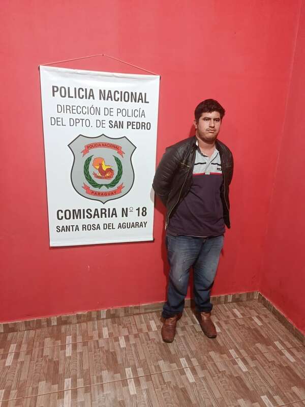 Rápida y efectiva reacción policial permite recuperar vehículo robado en Santa Rosa del Aguaray - Nacionales - ABC Color