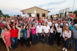 Unas 75 familias de Paraguarí estrenan viviendas mediante el MUVH - ADN Digital