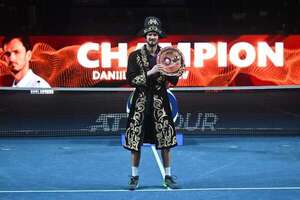 Medvedev rompe sequía de 29 meses sin títulos - Tenis - ABC Color