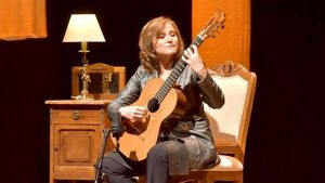 Medio británico destaca lucha de Berta Rojas contra cáncer de mama: “La guitarra fue parte esencial”