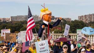 "No a los reyes": Estados Unidos se moviliza contra Trump