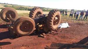 TRÁGICO ACCIDENTE EN EDELIRA: HOMBRE FALLECE TRAS EL VUELCO DE UN TRACTOR