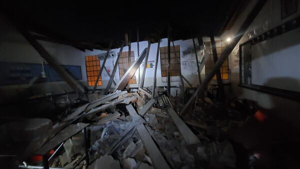 Colegio privado de Lambaré se derrumba este domingo, hecho que pudo terminar en tragedia