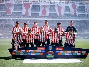 Versus / Estudiantes gana el clásico de La Plata con gran actuación de Santiago Arzamendia