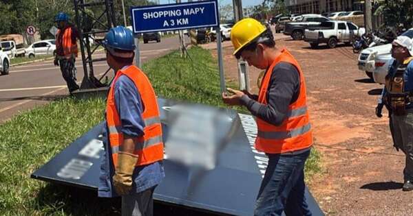 La Nación / Despeje de carteles irregulares en rutas continuará en otras ciudades