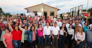 La Nación / Paraguarí: 75 familias estrenan vivienda propia en menos de un año