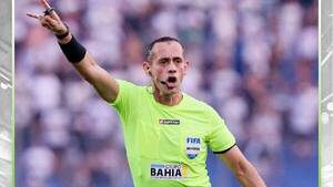 Exarquero de Olimpia trató de “cirujano” al árbitro del superclásico