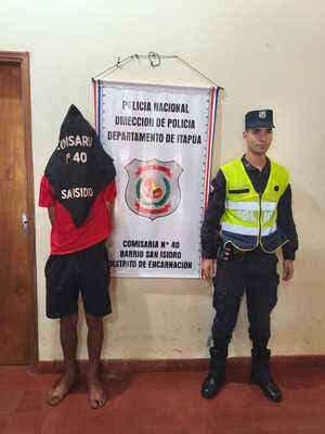 Joven de 23 años es detenido por vecinos tras intentar robar gallinas faenadas