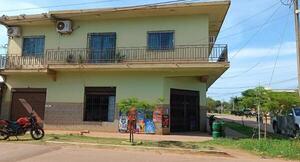 Popular / Delincuentes causaron feroz ñemondýi en almacén