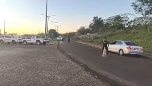 Incautan ocho motocicletas en operativo contra polución sonora y maniobras peligrosas en Encarnación