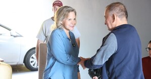La disidencia cierra filas alrededor de Vallejos, mientras Olmedo amaga con retomar su candidatura