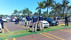 Matan a balazos a un político brasileño en estacionamiento de un shopping en Pedro Juan Caballero