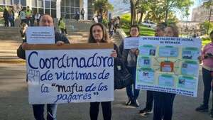 Abogado denuncia que juzgado allanado en caso mafia de los pagarés lo convirtió en “gerente” - Nacionales - ABC Color