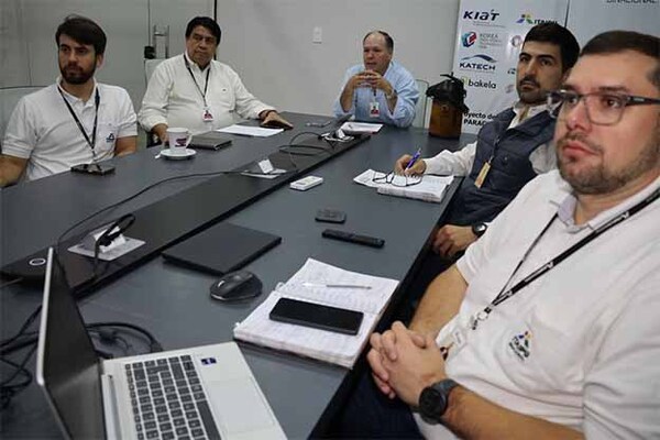 Grupo de trabajo binacional de Itaipú mantuvo reunión para estudio de nuevas fuentes de energía renovable | DIARIO PRIMERA PLANA