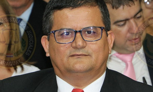 Ordenan prisión preventiva para juez del Chaco acusado de violar a una adolescente - OviedoPress