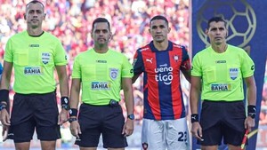 Exdirectivo de Guaraní sobre el arbitraje: "Benefician al equipo que está debajo nuestro"