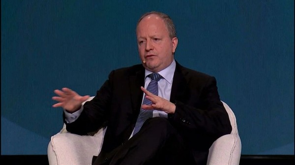 Gobierno se acerca a Google y Amazon