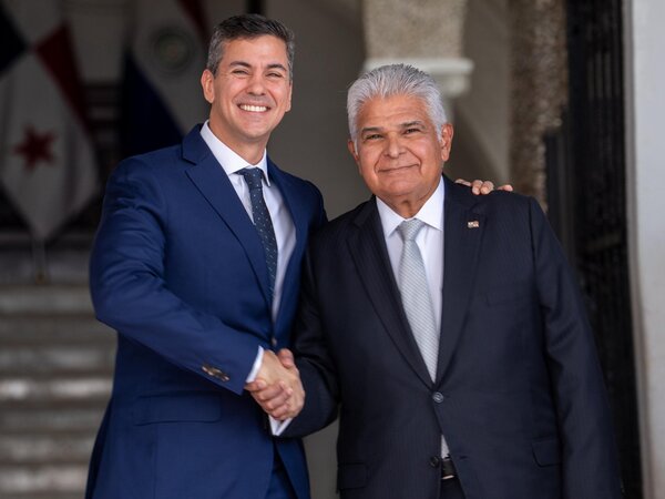 Peña se reúnió con su par de Panamá para fortalecer vínculos bilaterales