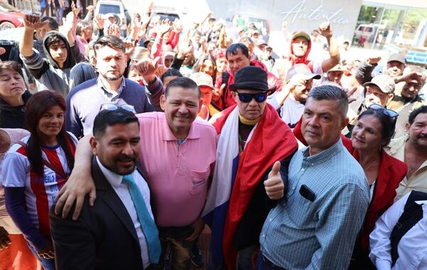 Campesinos de Alto Paraná y Caaguazú respaldan la titulación de tierra