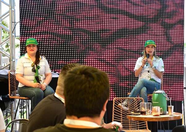 Petrobras marcó presencia en el inicio del Transchaco Rally 2025 - Empresariales - ABC Color