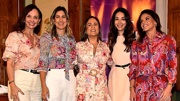 Té Rosa de Aso Consular