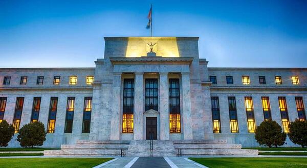 La FED podría recortar las tasas de interés